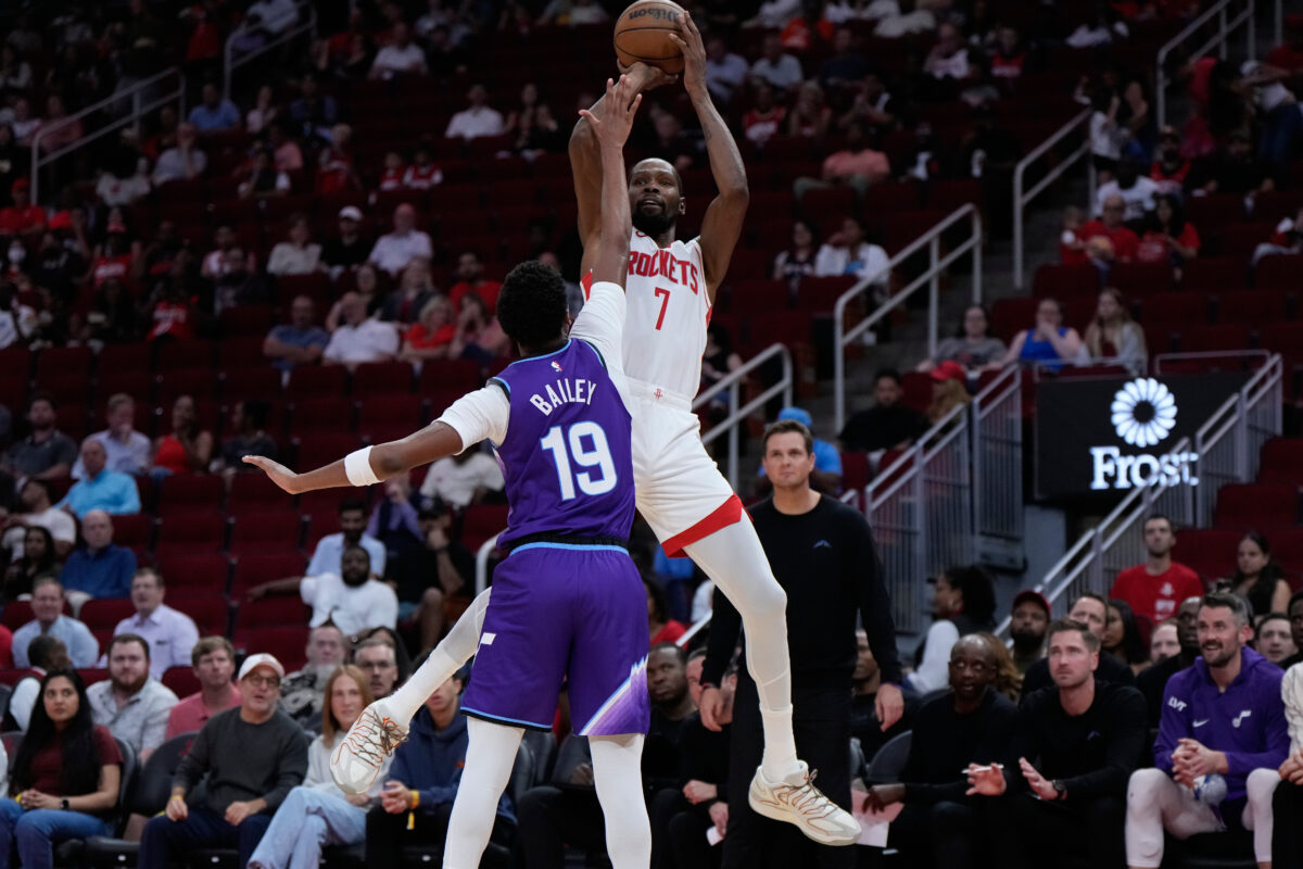Paper Rpckets Durant scores 20 in Rockets debut as Houston tops Jazz, 140-127 | News ...